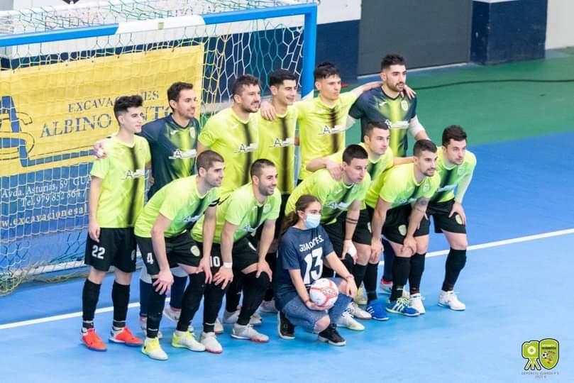entorno5x5's tweet photo. 💥 🏆 2ªB / Grupo 1 🇪🇦 💥

🗞️ ¡Enhorabuena al @guardofs 💚🖤, que es el primer clasificado 🥇 del Grupo 1 de 2ªB con 4️⃣5️⃣ puntos tras 2️⃣1️⃣ partidos! 👏🏻

➡️ #Jandro, @G0mez13, @DavidGonzalezC7, @beto4garcia, #Boja, #Brian, #Sergio, @chochy_10, @raul_pove, #Kiki y etiquetados... ↙️ https://t.co/LR3NC8AP7b