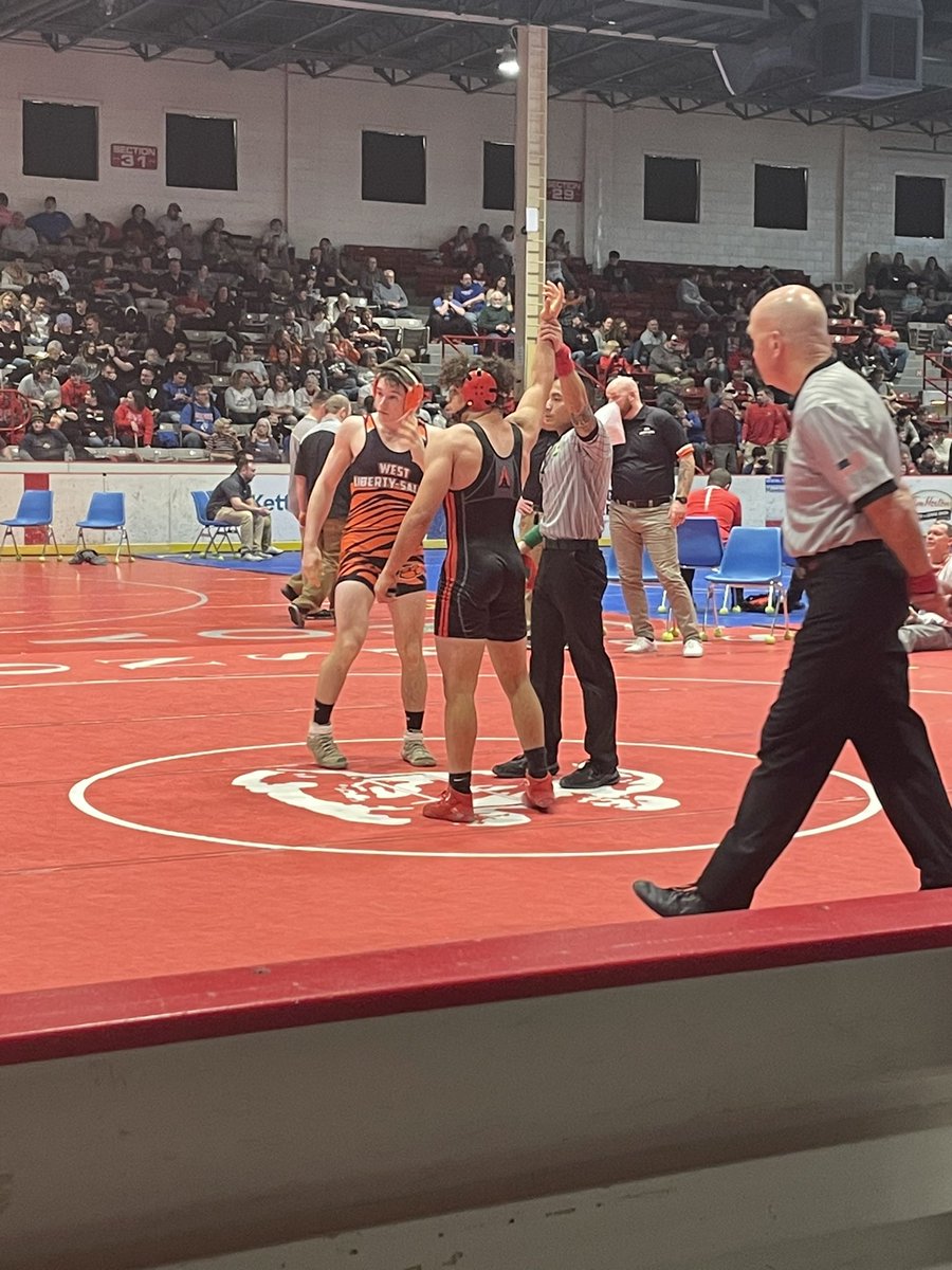PS_Arrows's tweet photo. Doran, Stevenson and Earles all win their first round matchups in their quest for spots in the State Tournament. #ProudToBePrebleShawnee https://t.co/QKbC1LDsmf