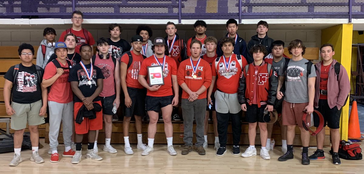 Bomber Powerlifting team are the 2022 Southwest Regional Champions! Congratulations guys!