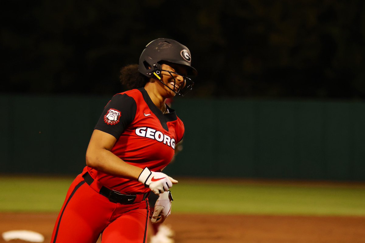 UGASoftball's tweet photo. 😄 All smiles for your first career home run 

#Team26 | #GoDawgs https://t.co/Y52JVByEJs