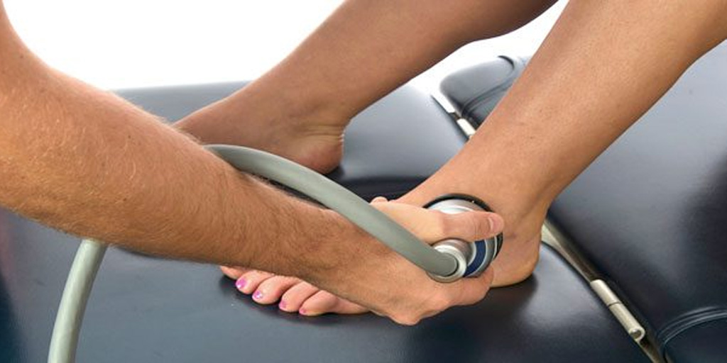 ¿Conoces la terapia con ondas de choque?
Las ondas de choque aceleran la recuperación de los tejidos dañados mejorando el aporte sanguíneo y la estructura del colágeno.
▶️ bit.ly/3sCH2l6
#ondasdechoque #ergodinámica