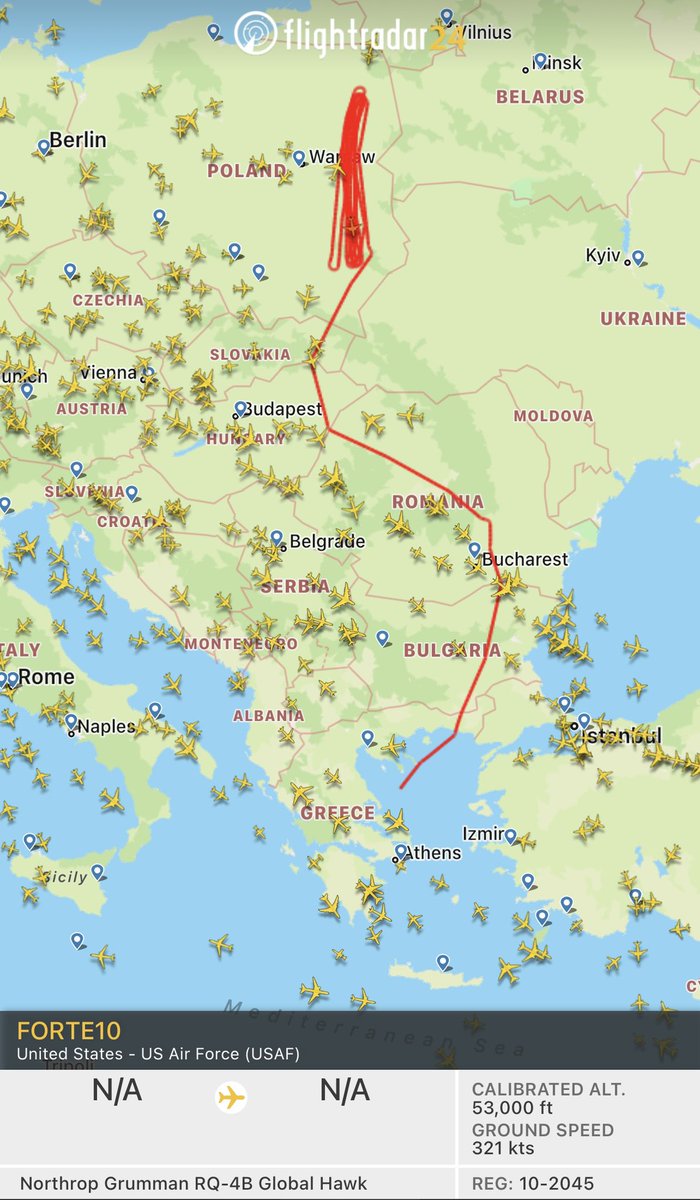 p_remjt's tweet photo. US air force flights can be seen around the borders of Ukraine.

#flightradar24 #UkraineRussianWar https://t.co/JcKWyJTjmM