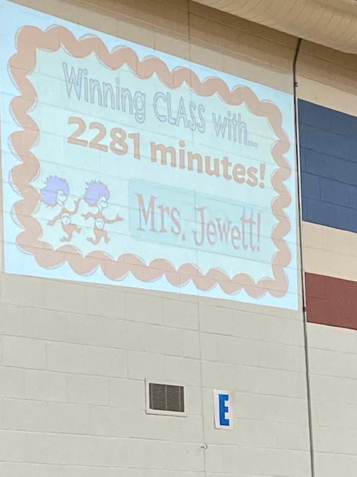 Mrs. Jewett’s class read the most minutes during Read Across America Week!!