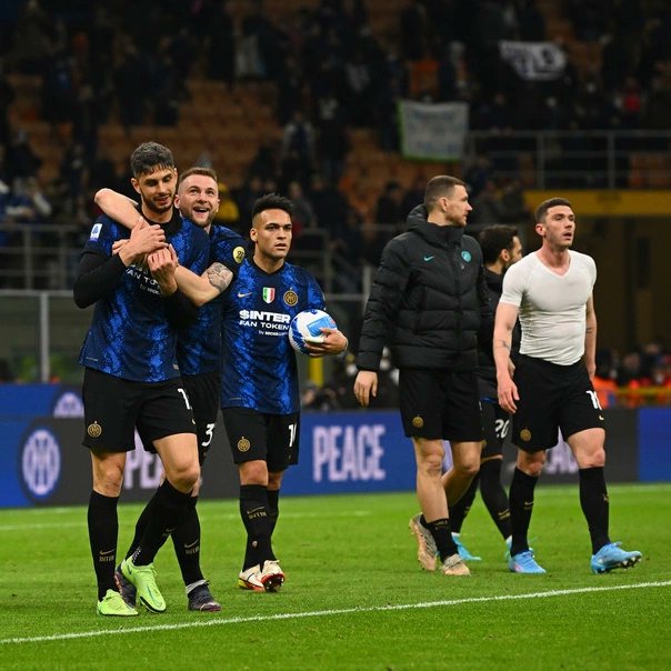 23_Frog's tweet photo. 💪⚫🔵

#ForzaInter #Inter #InterSalernitana #SerieA https://t.co/2pIhSdosqU