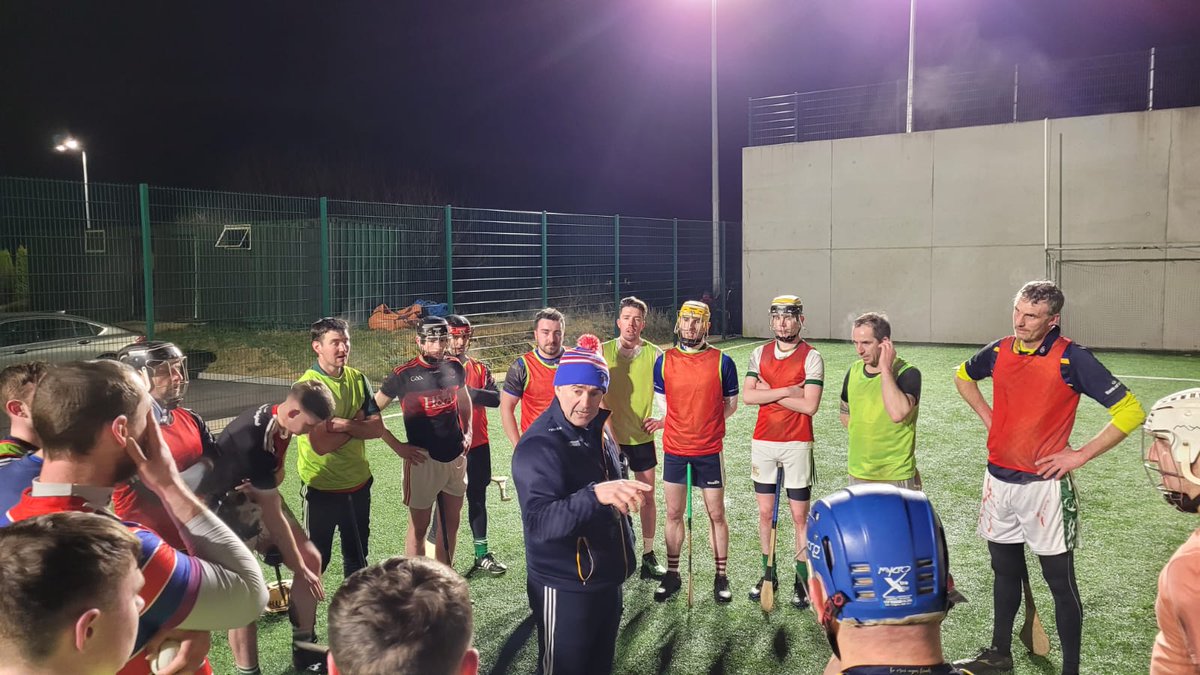 skenaghvillagaa's tweet photo. A massive thank you to Liam Sheedy for putting our Junior Team through their paces tonight . https://t.co/xnI6YaFiIE
