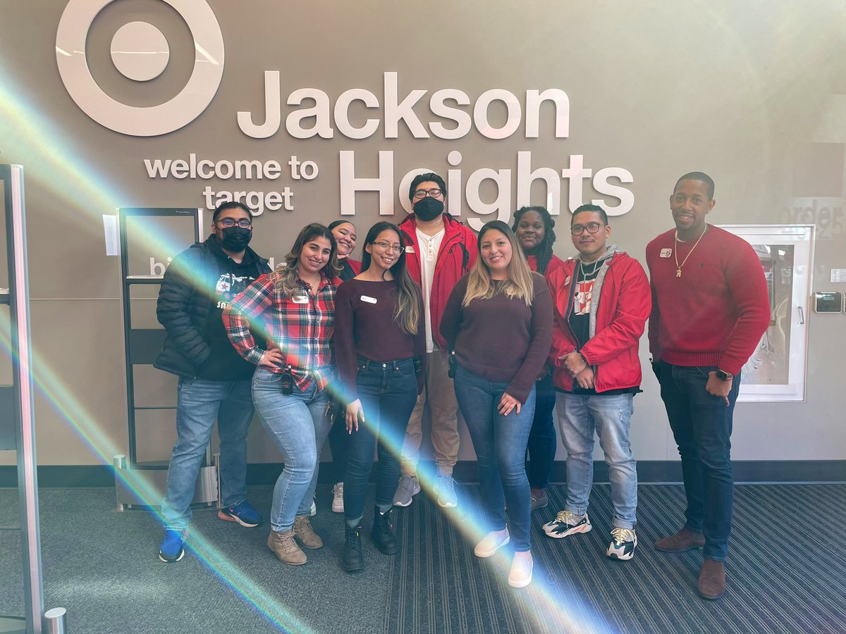 JackieP_97's tweet photo. That’s a wrap 🎬 #JacksonHeights T3280 First successful Inventory was one for the books!! Major recognition to the ENTIRE team for working extra hard to prepare our store for this day.!!
#WorkWinGiveTogether
#BestTeamInRetail https://t.co/JkNIgbYlLs