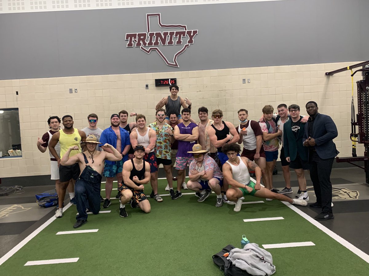 Big Squat Friday and Spring Break beach attire 👍👍