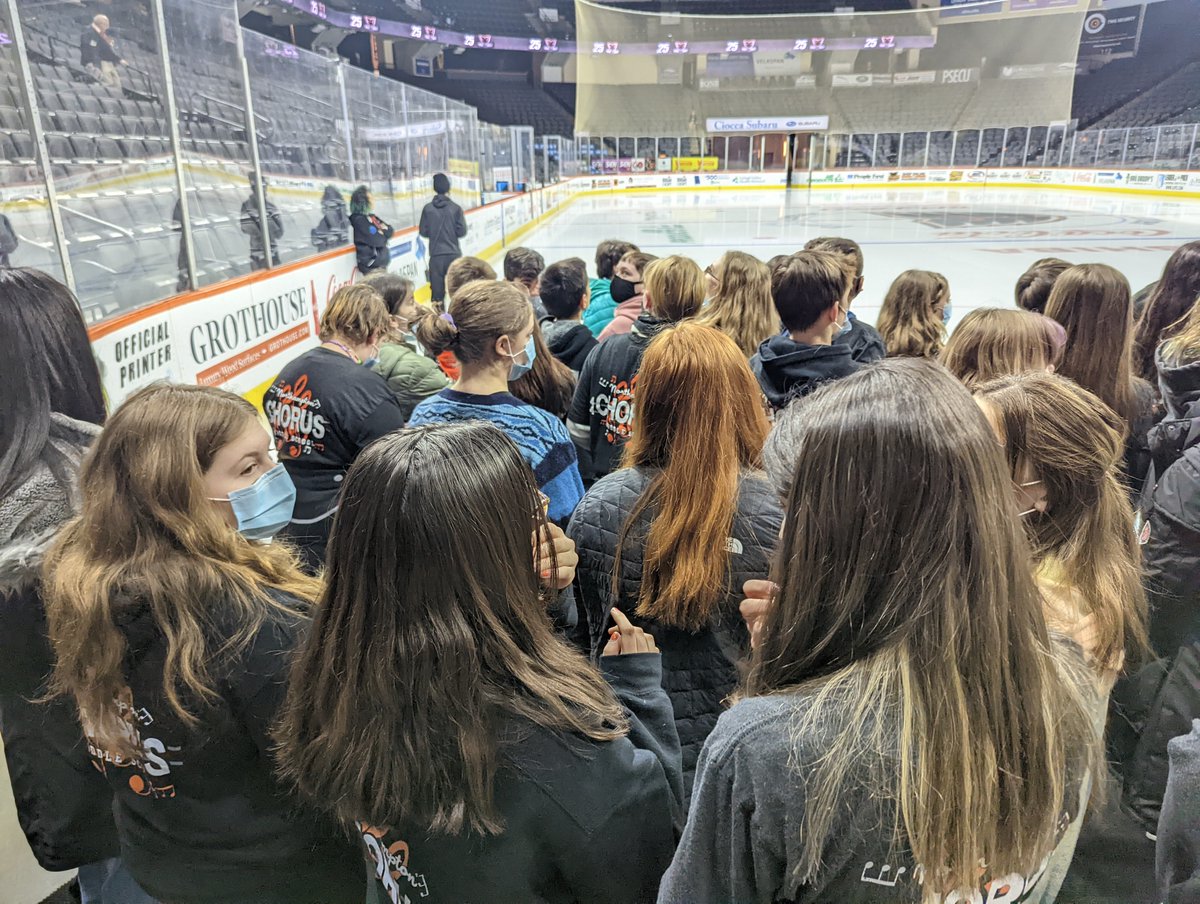 NAMSChorus's tweet photo. Soundcheck for our part at @LVPhantoms  It's going to be a great game! #KKidsRock #KKidsPride https://t.co/2laBFvTcZa