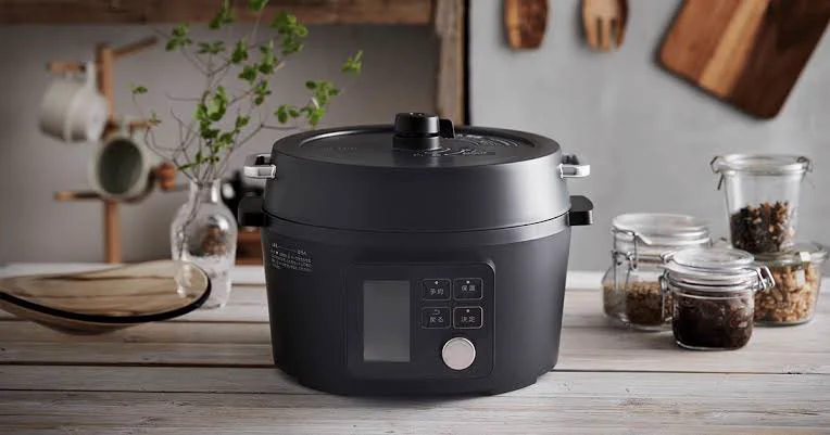 これから新生活の方！炊飯器を買うなら「アイリスさんの電気圧力鍋が破格で最強」です。