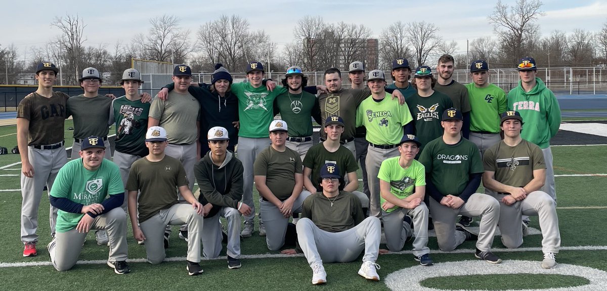 BaseballTiffin's tweet image. Proud of our guys wearing green and paying tribute to Samantha Bauman #RIH 💚💚💚