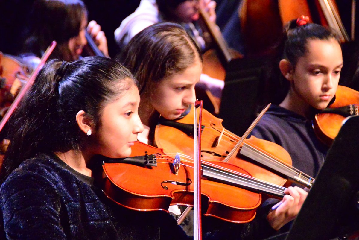 Apply! <a href="/EastBayCenter/">East Bay Center for the Performing Arts</a> is taking applications for its Young Artist Diploma Program which provides up to six-years of tuition-free study of performing arts. Learn more and apply by March 15: bit.ly/3HwekZP #YouthArts