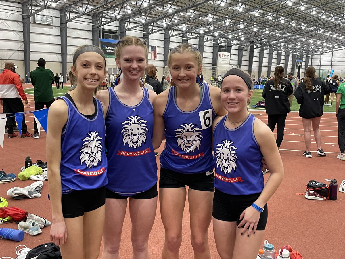 monarchs_xc's tweet photo. Lady Monarch’s 4x800 run a season best of 10:07 and finish 16th at indoor state meet. https://t.co/JTC9vHRmqg