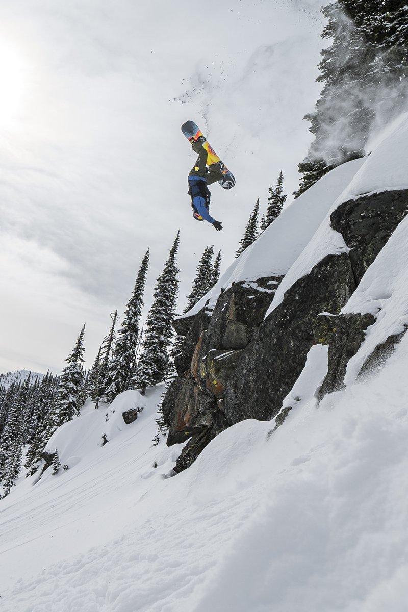 🎙️Is this thing on? Let's party. #naturalselection #NST #snowboarding #travisrice