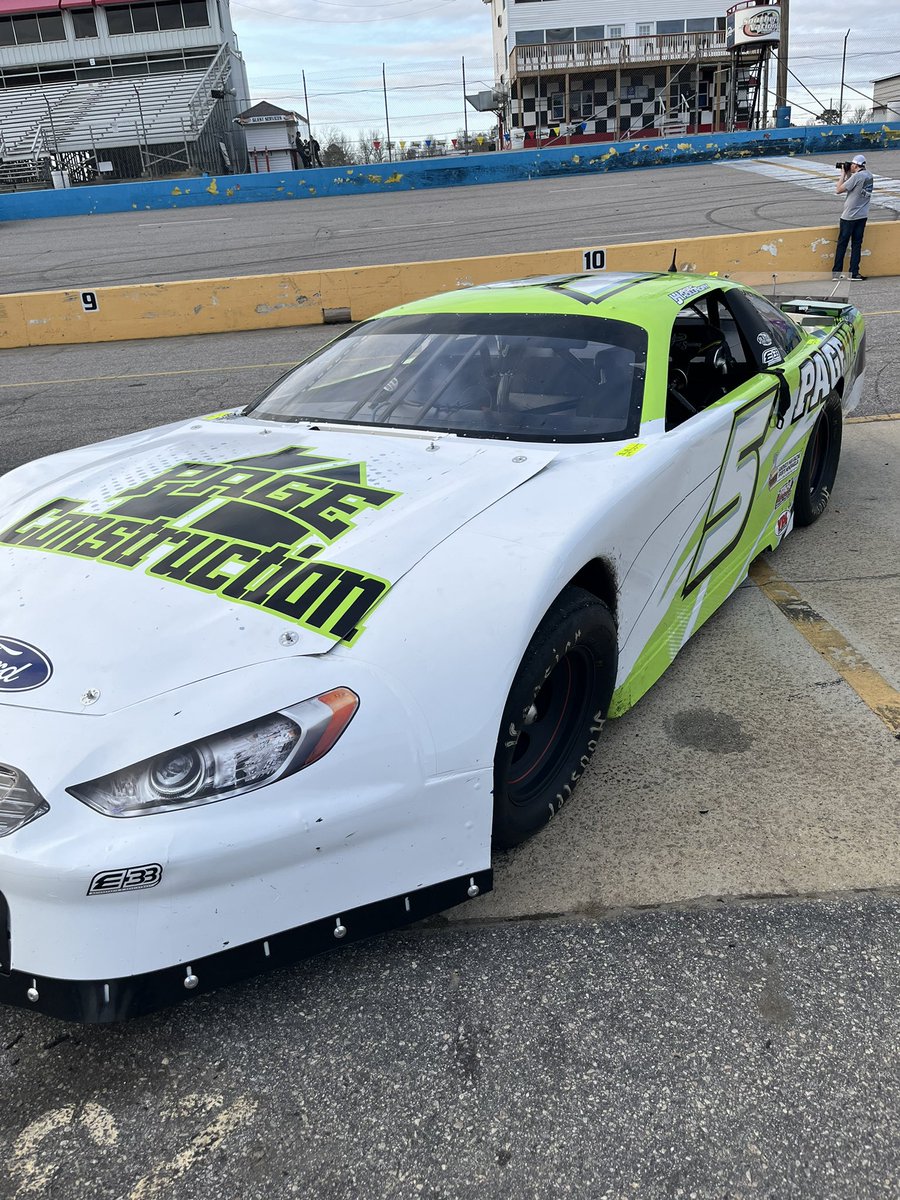 Solid day of Friday practice before the @Cplms09 season opener! @jrcourage1 #pageconstruction #pagekc @sandwichman2020 #tannerknowlandthrivent #joewilliamscontracting #radicalracegear #hamkeracecars