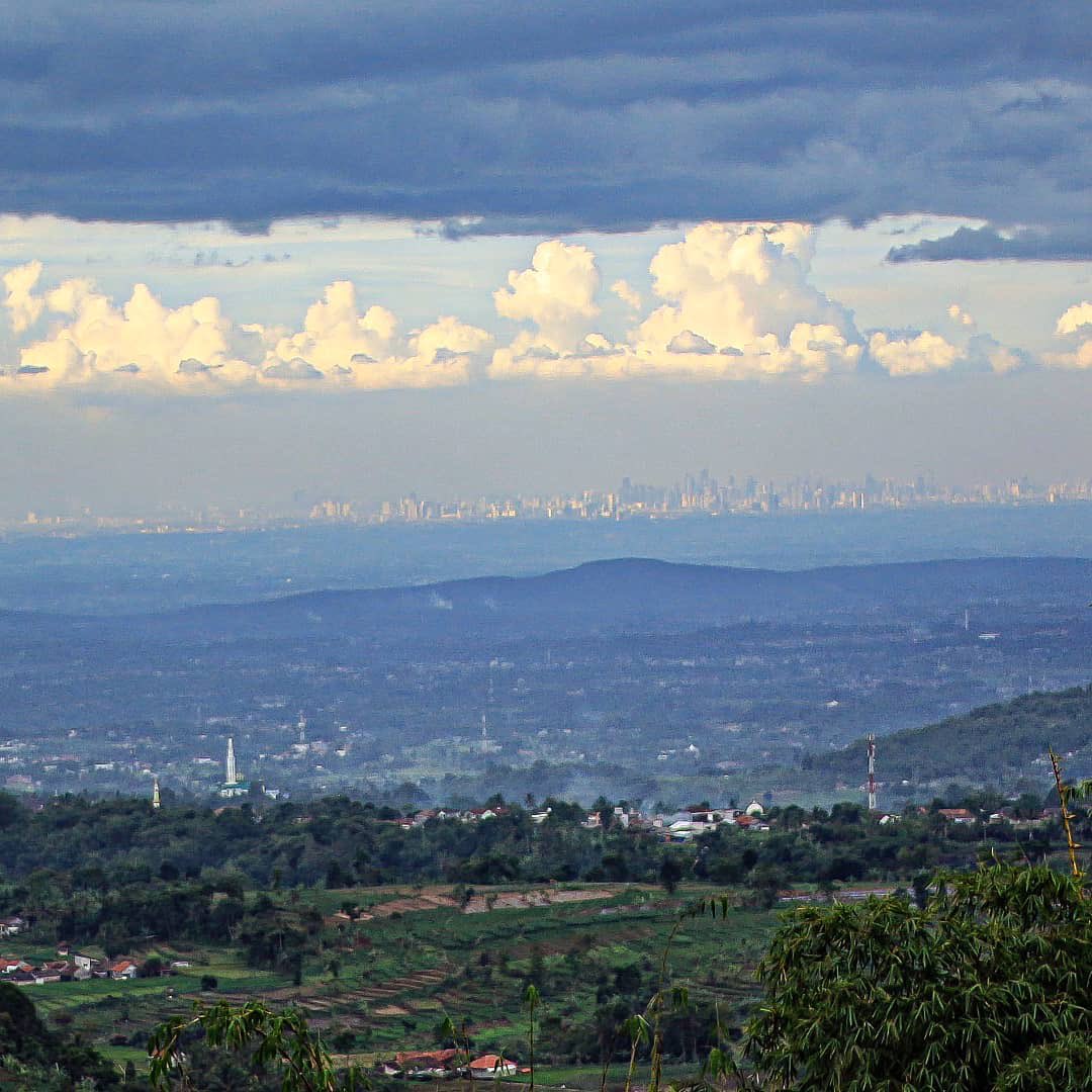 Here’s the view of Jakarta from Bogor