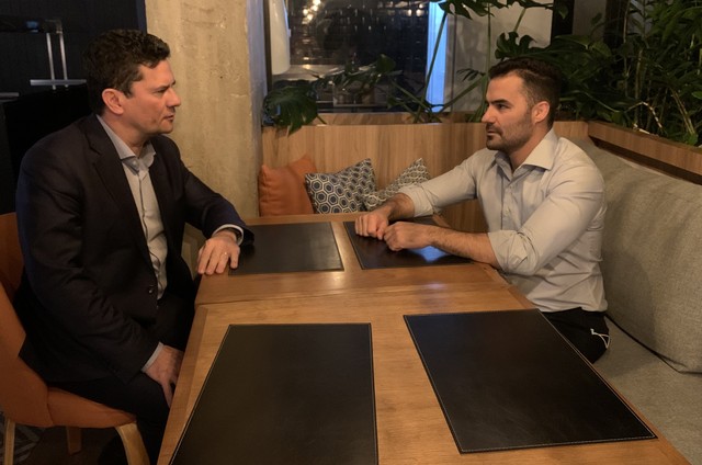 JornalOGlobo's tweet image. .@BelaMegale: Após vazamento de áudio sexista de Arthur “mamãe Falei”, Moro rompe com candidato do MBL: 'jamais dividirei meu palanque' glo.bo/3pEvGxE