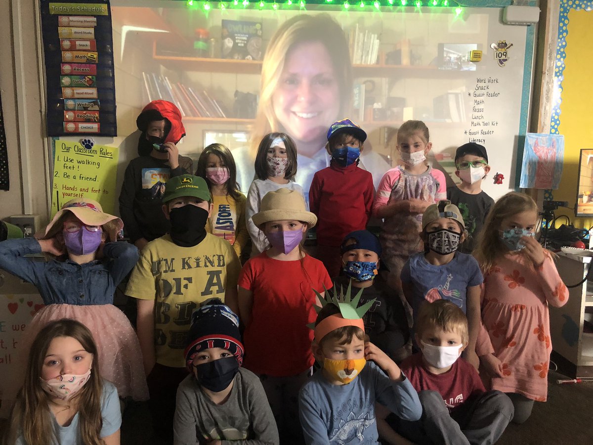 KDubeKindergar1's tweet photo. Thank you @SouleCindy for sharing your love of reading with my class today.  We enjoyed our time with you!  #ctoy2020 #ReadAcrossAmericaWeek https://t.co/dgVwD7uUKd