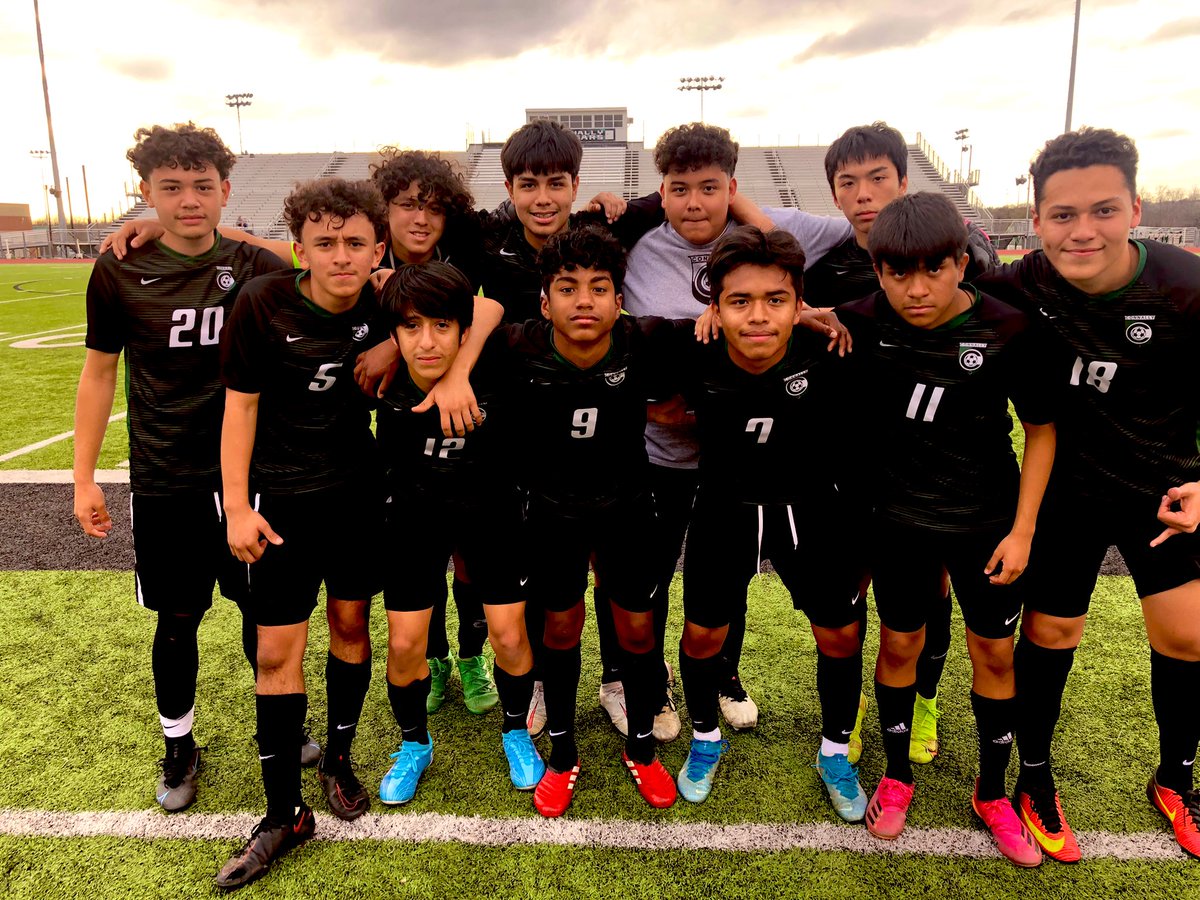 Connally96's tweet photo. JVA Starting Xl vs Elgin: Roger Ruiz, Miguel Gonzalez, Isaí Molina, Khang Le, Jonathan Ibarra, Jeremy Concepcion, Mauricio Orozco,Donovan Salazar, Daniel Miranda, Joshua Montero Marcos Vásquez #DaretoConquer @PfISDAthletics @JBConnallyHS https://t.co/8KnoAzAVSn