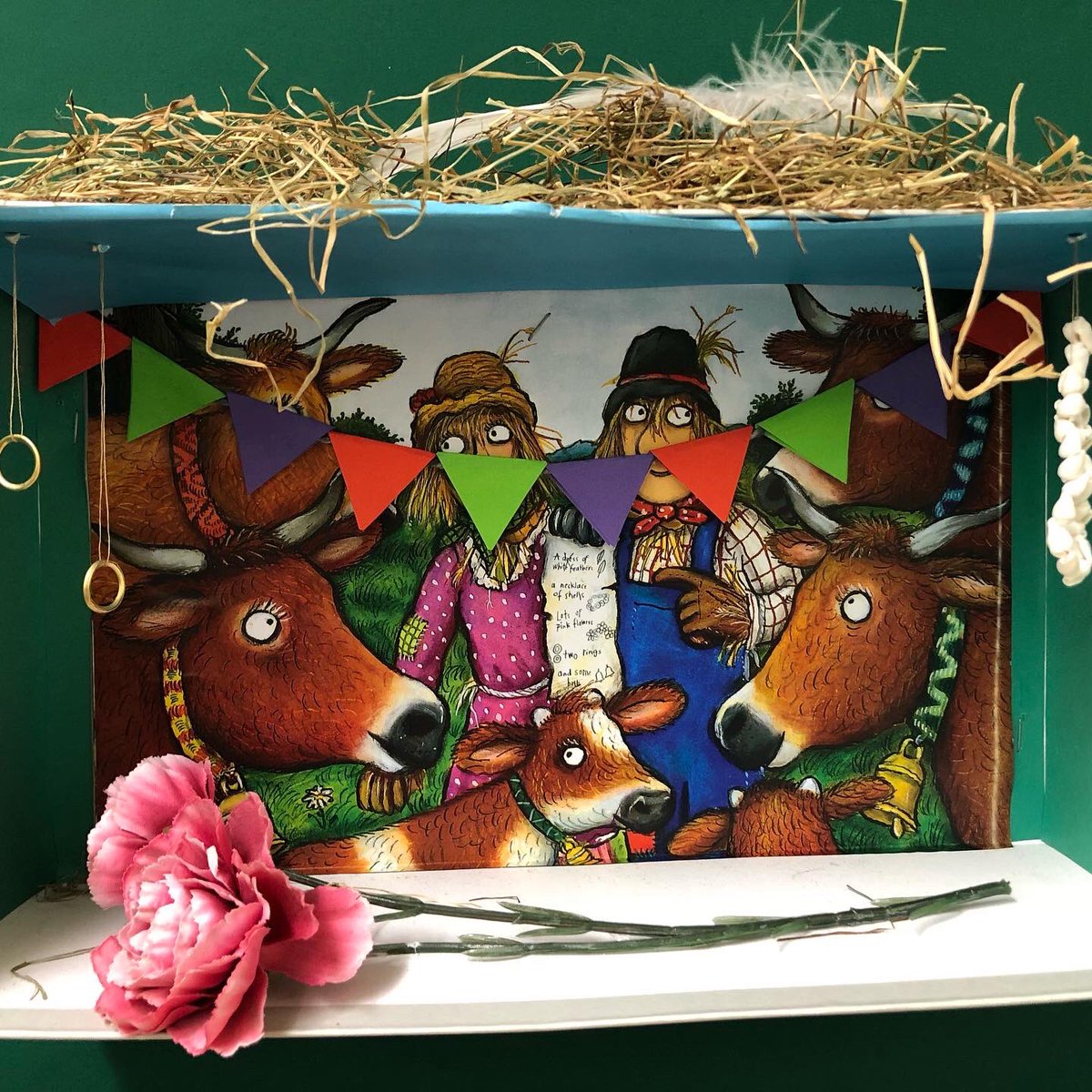 InfantCove's tweet photo. Just some of the fantastic work completed at home for World Book Day! #BookInABox #RecreateAFrontCover #BookInAJar #PotatoCharacters https://t.co/u5b1CQCjUm