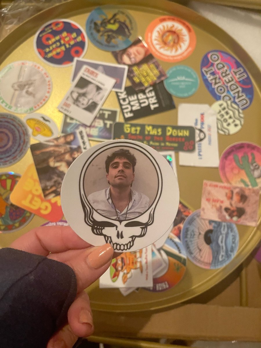 10 pts to whomever can tell me who the fuck this is