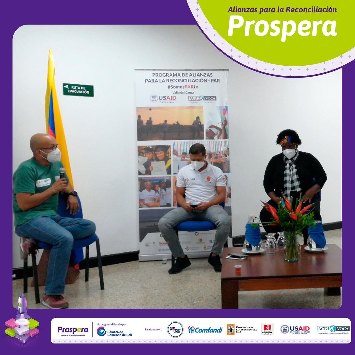 CDEProspera's tweet photo. 🤩Hoy nos encontramos presentes en el evento de cierre del programa Alianzas para la Reconciliación #SomosPARte Valle del Cauca de @usaid @acdivoca_colombia,  donde se  fortalecieron 743  jóvenes y mujeres emprendedoras de Cali https://t.co/KTdfJf1HmA