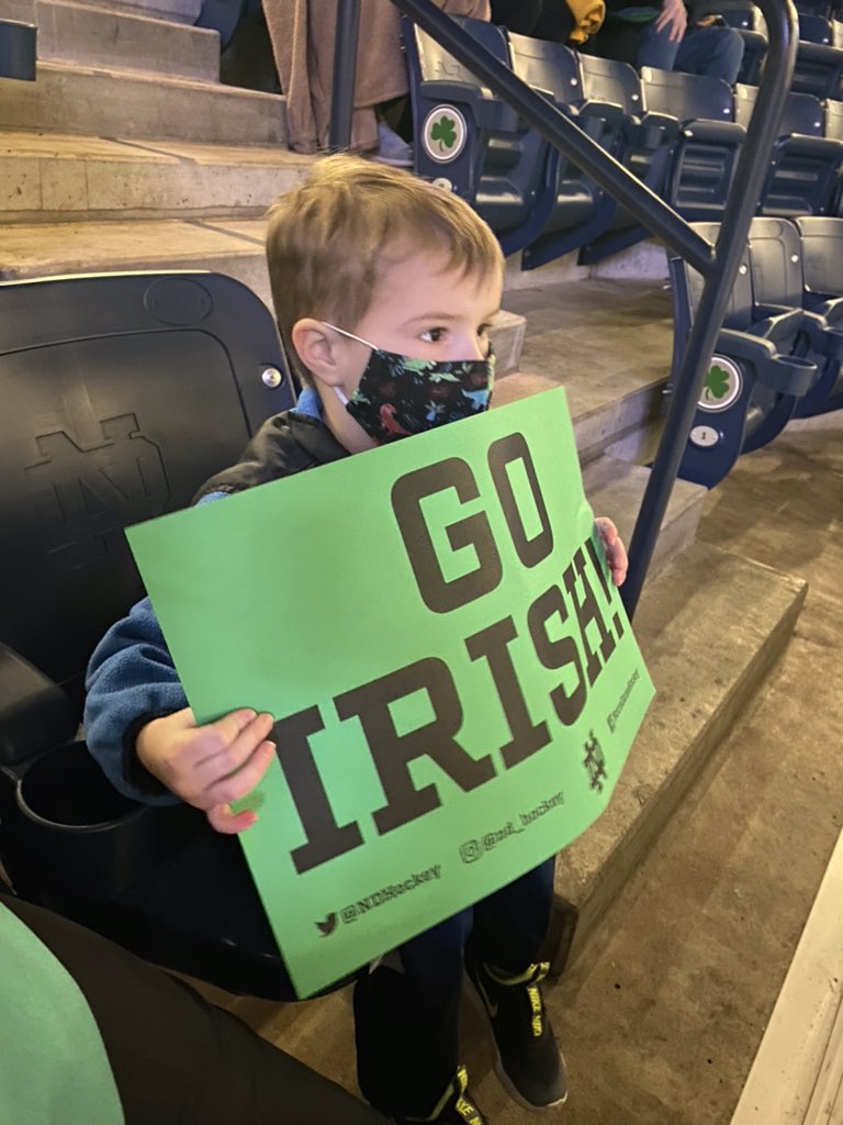 kellyc9344's tweet image. @NDHockey Let’s GO IRISH!!! #GoIrish #B1GHockey #irishvision
