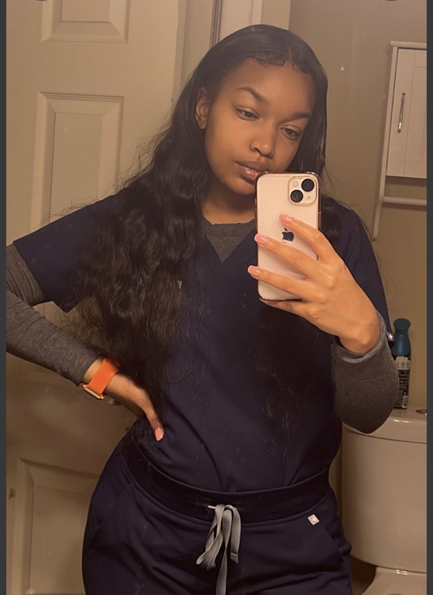 samarahj_'s tweet photo. 12hr shifts, nurse life https://t.co/w0bSgQKc1F