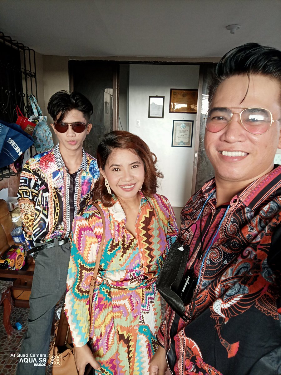kuyajon's tweet photo. #ShowtimeSexyFUNmantayan https://t.co/VxZ3Ucw7om