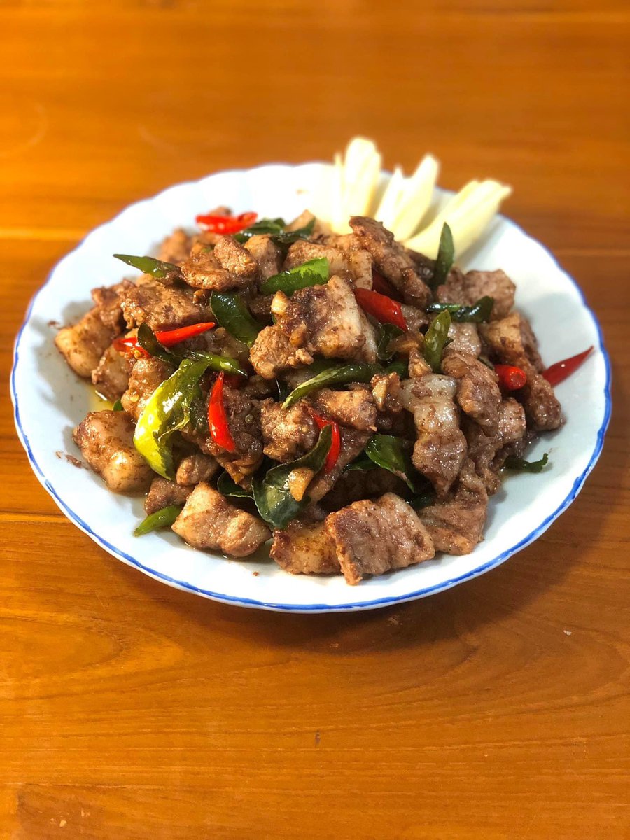 ochaorganic's tweet photo. 📢 เปิดรับพรีออเดอร์หมูสามชั้นผัดกะปิจ้าา(กะปิออร์แกนิคตราโอชะ)
🟤 ราคา 200 บาท (ครึ่งกิโล) 
จัดส่งทุกวันพฤหั��บดี
⚪️ เริ่มส่งรอบแรกวันพฤหัสบดี
      ที่ 10 มี.ค. 2565
😋 รับรองความอร่อย 😋 แล้วจะติดใจ

แบบส่งต่างจังหวัดก็มีนะ แพคสุญญากาศอย่างดีเลยค่ะ
#กะปิ #กะปิออร์แกนิตตราโอชะ https://t.co/fqpk8sm3vc