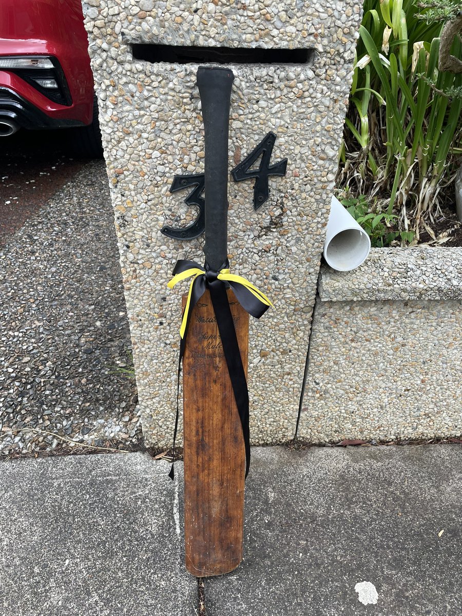 brontevsworld3's tweet photo. Devastating news this morning 😥

#ShaneWarne #BatsoutfotWarny https://t.co/jTkHzB7oaA