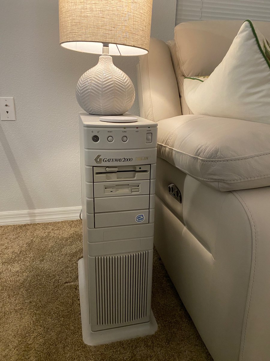 we got to Molly’s Dad’s house and this is what he’s using as his end table