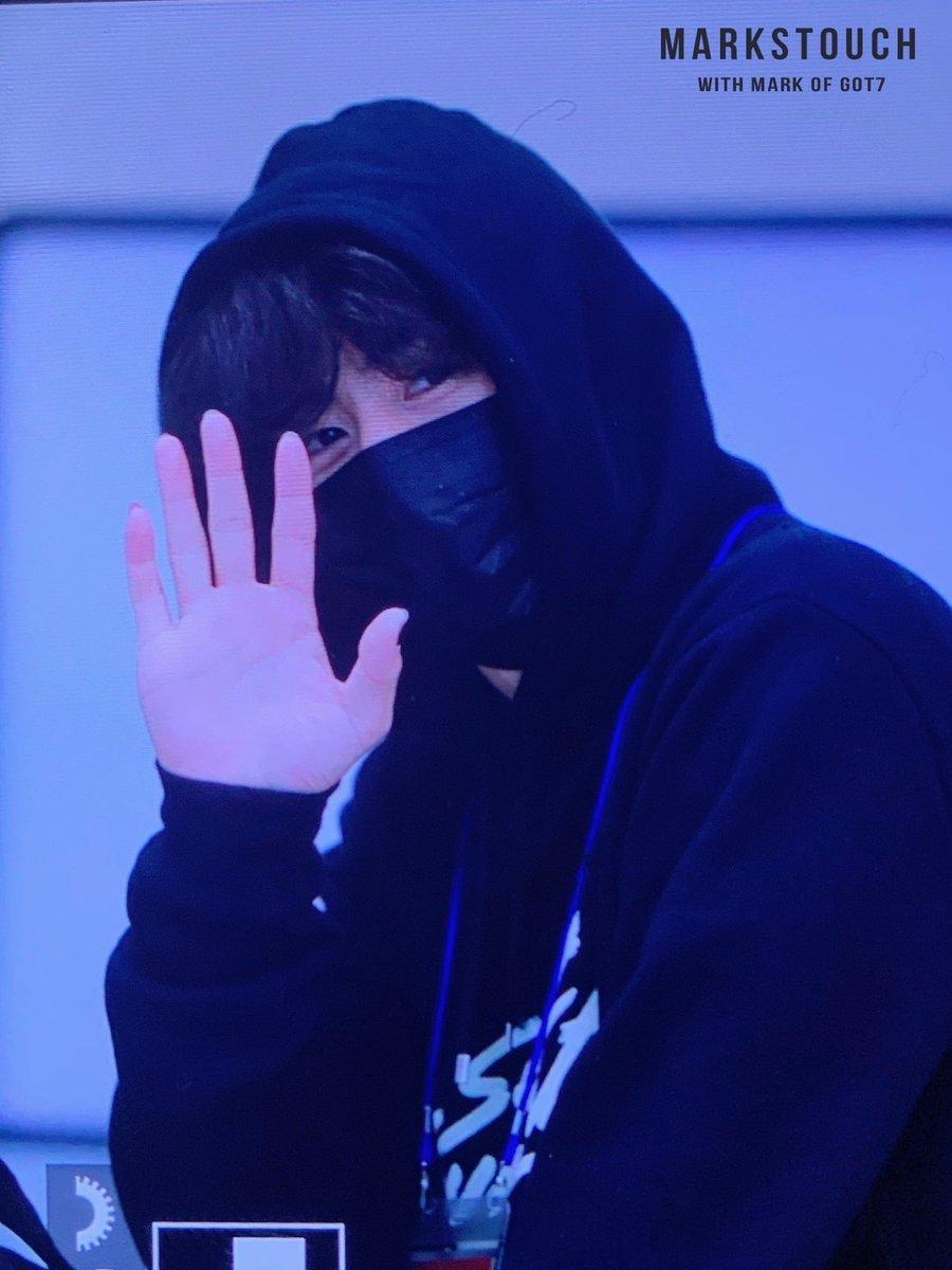 markstouch's tweet photo. 220305 k-하트 안잊었넹😭💚 #GOT7 #갓세븐 #마크 #Mark #MarkTuan #段宜恩 #단의은
#MyLife_MarkTuan @marktuan @DorineTuan https://t.co/F4PfL6jtLc
