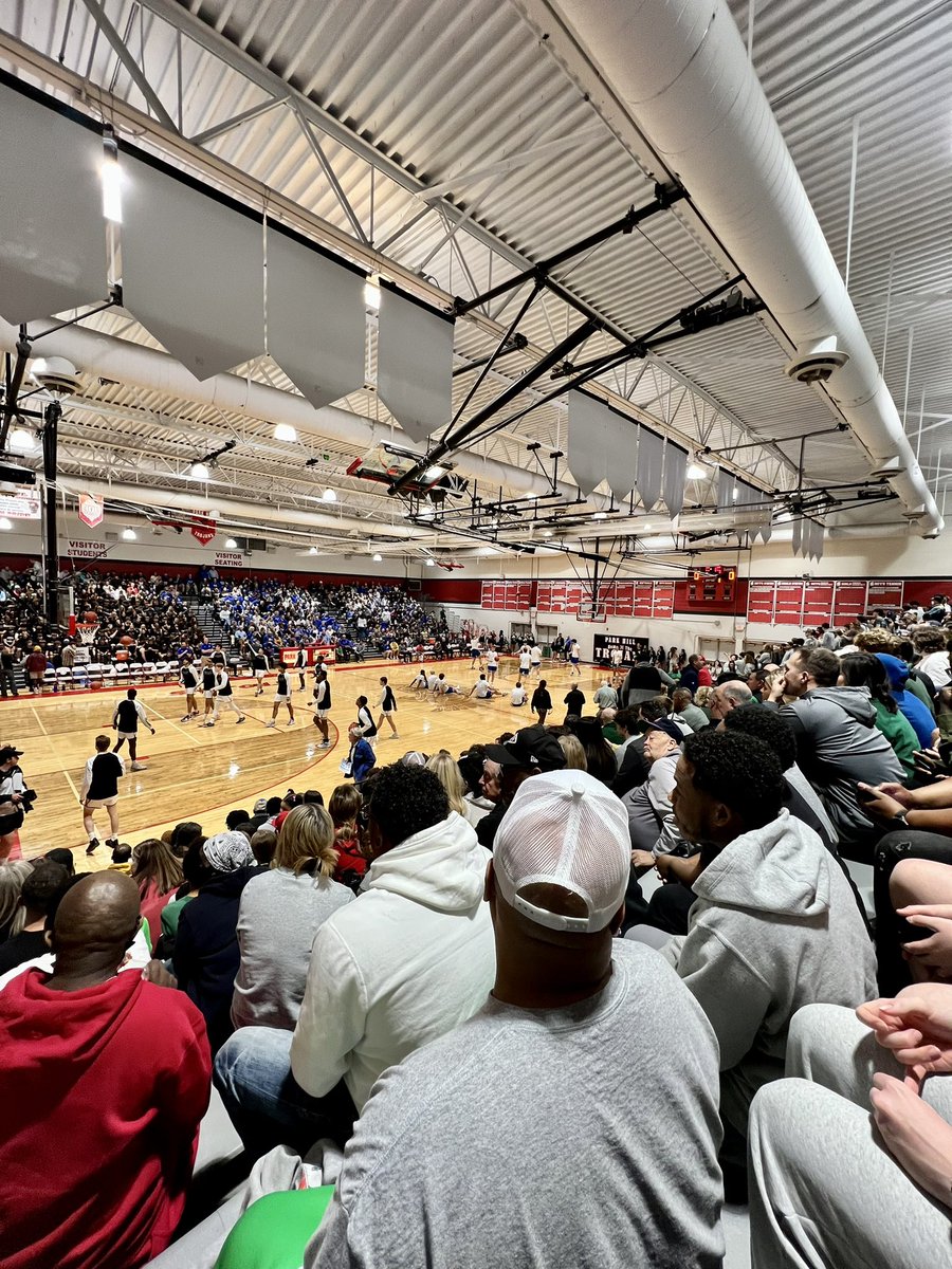 BradVoigt's tweet photo. It’s about to be crazy in here at this District Championship between Staley & Liberty. #itspacked https://t.co/27KAyIUfGz