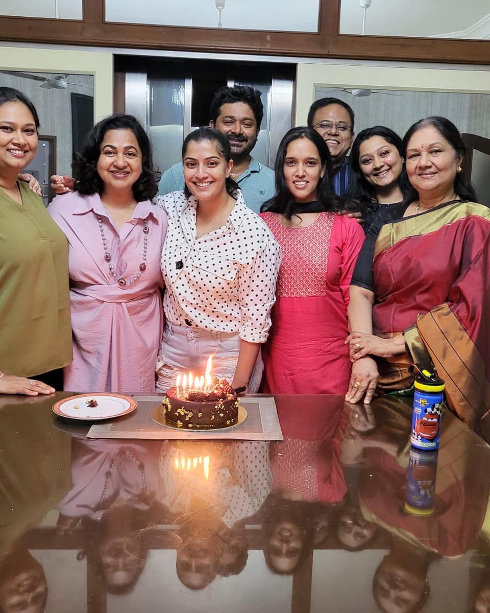 realradikaa's tweet photo. Happy birthday dear @varusarath5 wishing you loads of happiness, love peace and strength. Keep smashing the ceiling, we are rooting for you❤️❤️❤️❤️💕💕💕🥰🥰🥰 https://t.co/I7IRSoiYYB