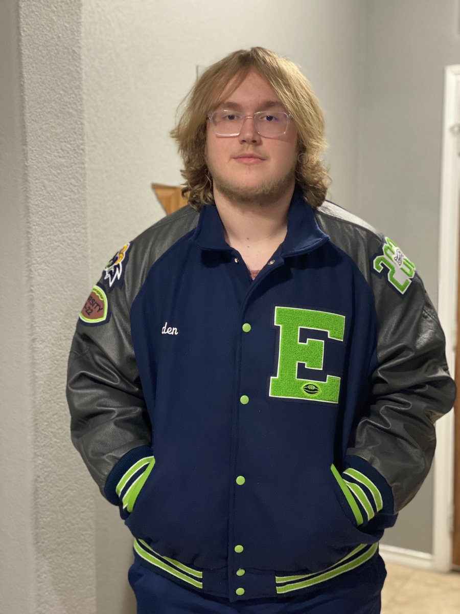 HollyB_83's tweet photo. Loving the letterman jacket! Way to go @AydenLewis24! Can’t wait to see you add more patches in the next two years! 🥰 https://t.co/lOrG67KRrm