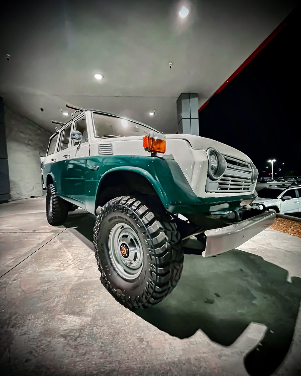brentbtoyota's tweet photo. A #FlashbackFriday legend! #Toyota #FJ55 #LandCruiser #Utah #BrentBrownToyota https://t.co/qowRUPODU7