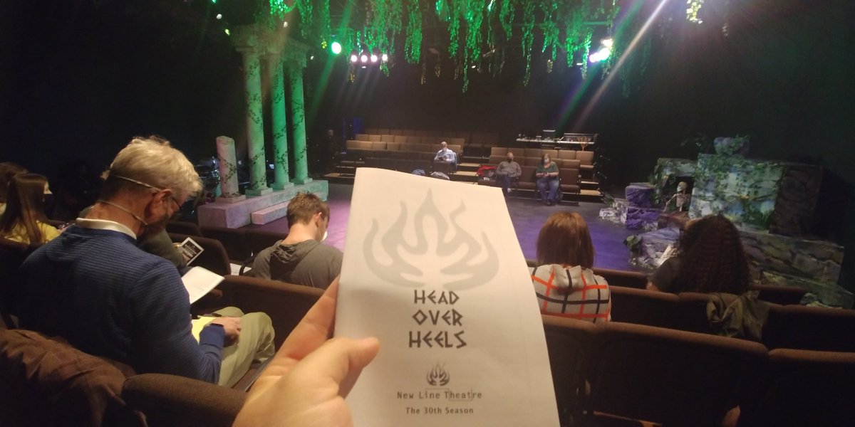 CStrawpunz's tweet photo. I'm in a theater, there are vines, and I'm wearing velvet. let's do this! #newlinelive #newlinehoh #GoGoGoGoGosYouKnowWhatTheySay https://t.co/42DOgZEu6w