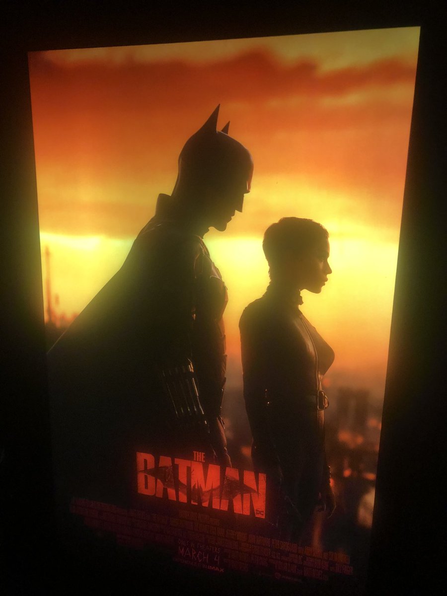 kit7faith's tweet photo. @TheBatman The movie was Fantastic! Love every second of it. 🦇 🐈‍⬛ #TheBatman stay until the end. ?! https://t.co/Vum7RvNILt