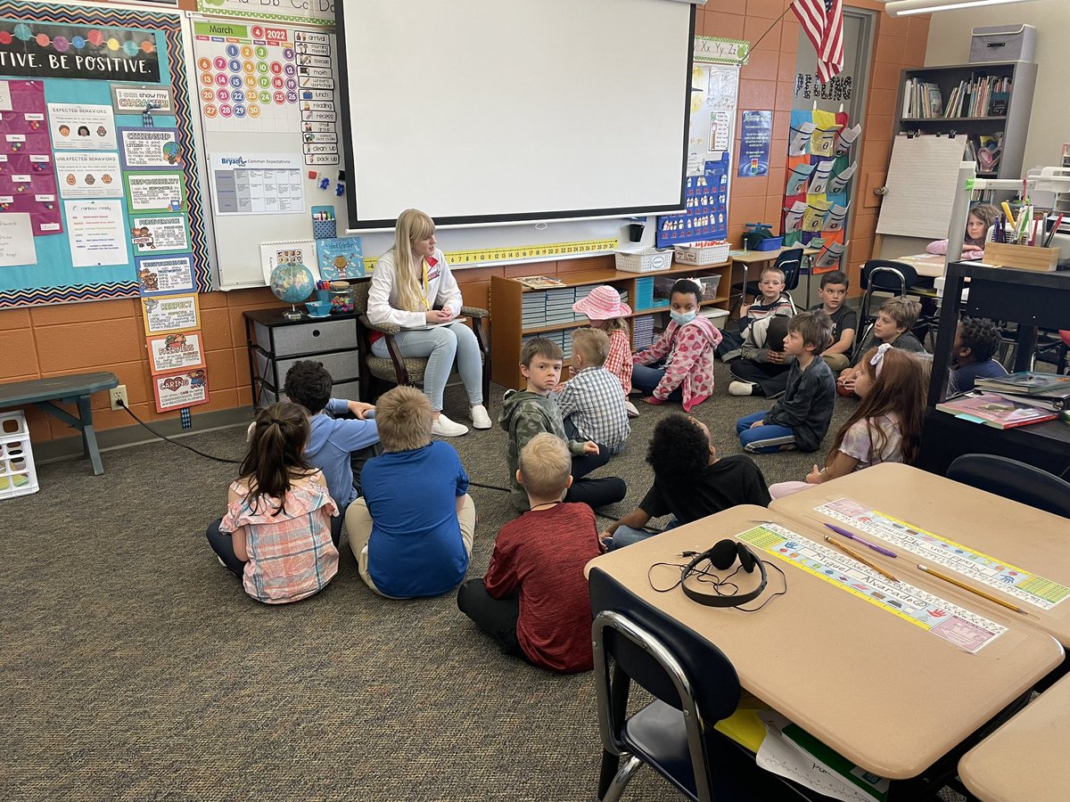 This afternoon some of our members went down to Bryan Elementary to read for Read Across America Week!