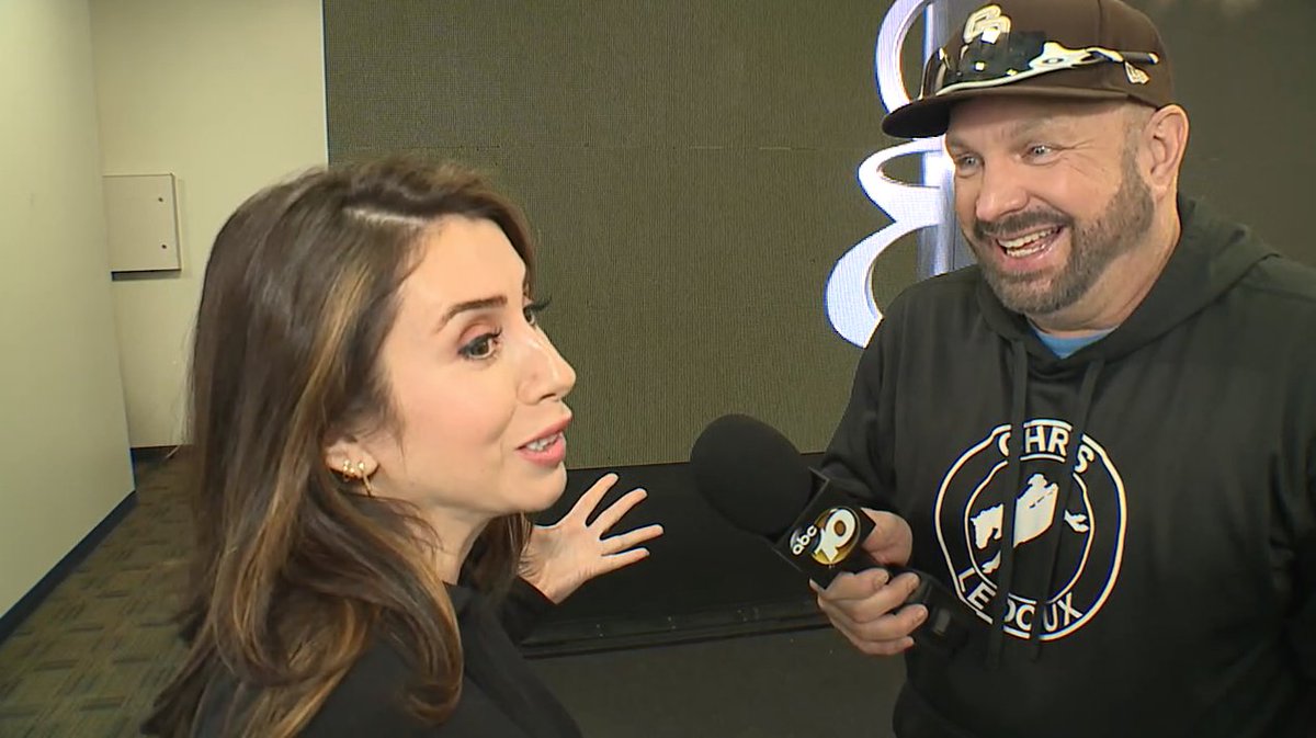 My pal <a href="/10NewsPena/">Lindsey Pena</a> just got to laugh it up with country star <a href="/garthbrooks/">Garth Brooks</a>. On ABC <a href="/10News/">ABC 10News San Diego</a> at 6:15, he'll talk about his historic concert tomorrow at <a href="/PetcoPark/">Petco Park</a>. Lindsey- how'd he steal the microphone from you?