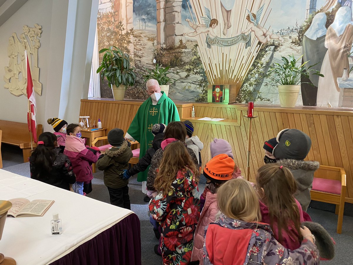 Mme Danielle LaBrie tweet media