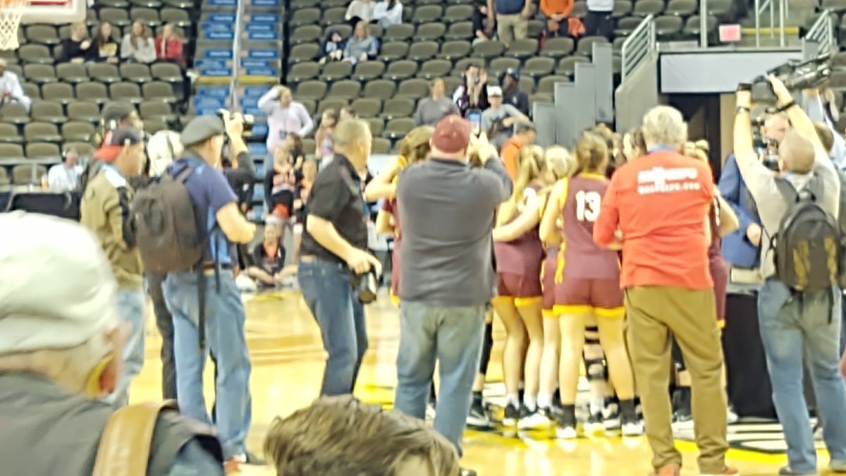 SraGHomework's tweet photo. There is not a more deserving group collectively than these girls @CooperHSGirlsBB are going to Rupp as 9th region champs https://t.co/KYwegQHtVM