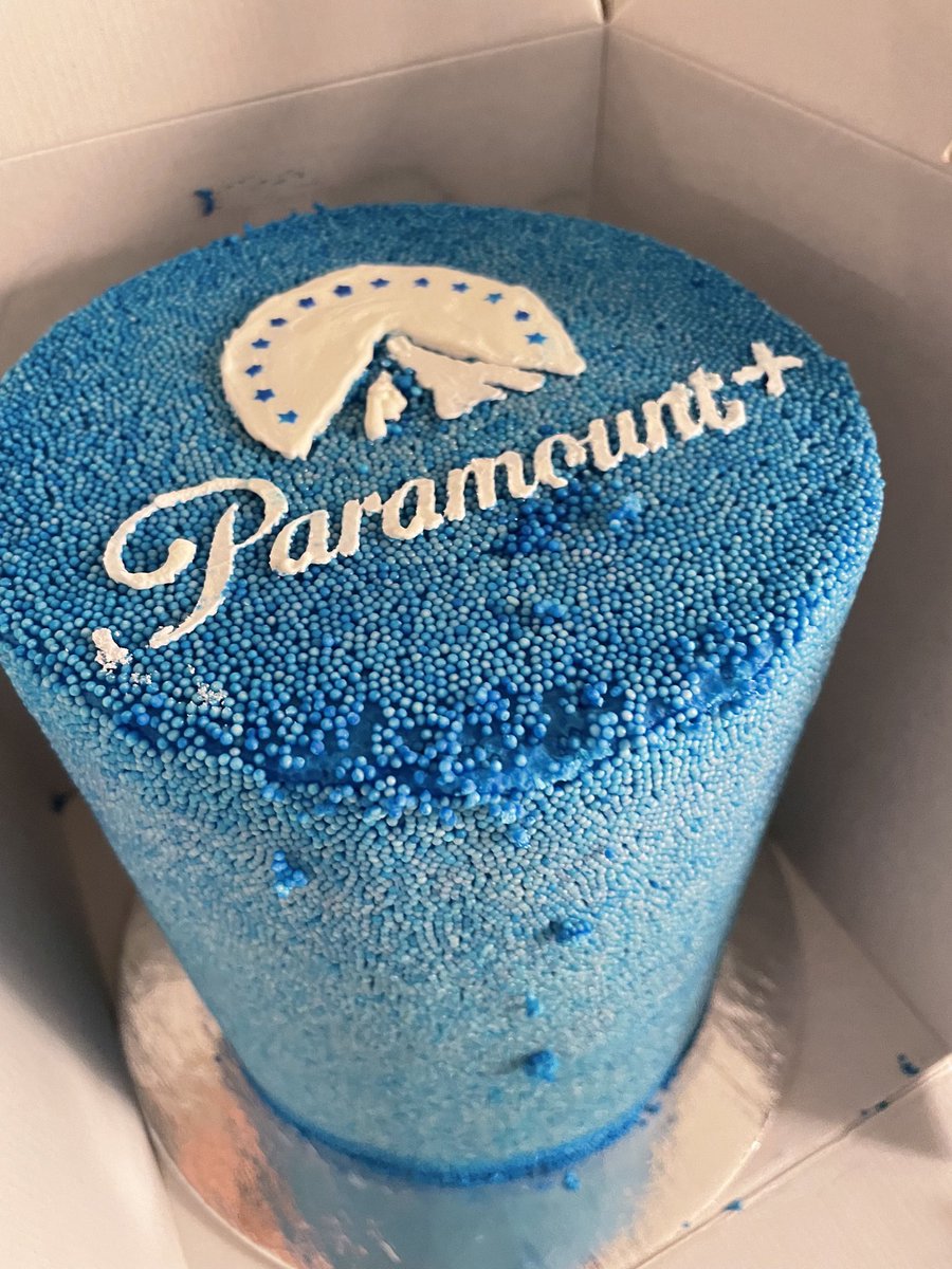 meandearl2015's tweet photo. Happy Birthday 🥳 @paramountplus
Thank you for the cake!! 🎂 @gofooji #ParamountPlusBDay #ParamountPlus https://t.co/I6m8v1C561