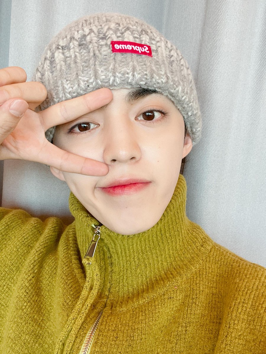 wonthereal's tweet image. I&apos;m praying for your speed recovery, seungcheol-ah. Get back to your amazing self soon, rest well, eat well, stay hydrated. Love you 💖💖
#GetWellSoonScoups