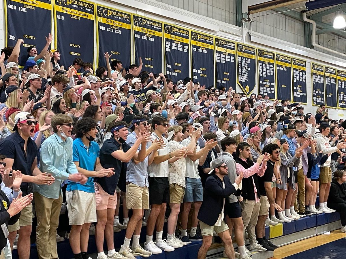 pthsnation's tweet photo. Thank you to @pthsbball for a great season.  We are so proud of you.  Thank you seniors for your dedication and leadership!  #nocknation @AthleticsPTHS https://t.co/puQE0lCuoW