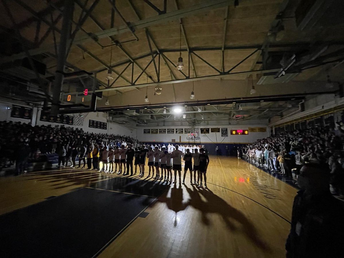 pthsnation's tweet photo. Thank you to @pthsbball for a great season.  We are so proud of you.  Thank you seniors for your dedication and leadership!  #nocknation @AthleticsPTHS https://t.co/puQE0lCuoW