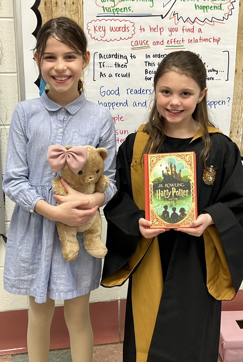 CastlenElem's tweet photo. Celebrating Read Across America and our favorite book characters is always an exciting and fun day for our Castlen Cubs! @MobilePublicSch #ReadersAreLeaders #ReadAcrossAmericaDay https://t.co/4aXIiQwou9