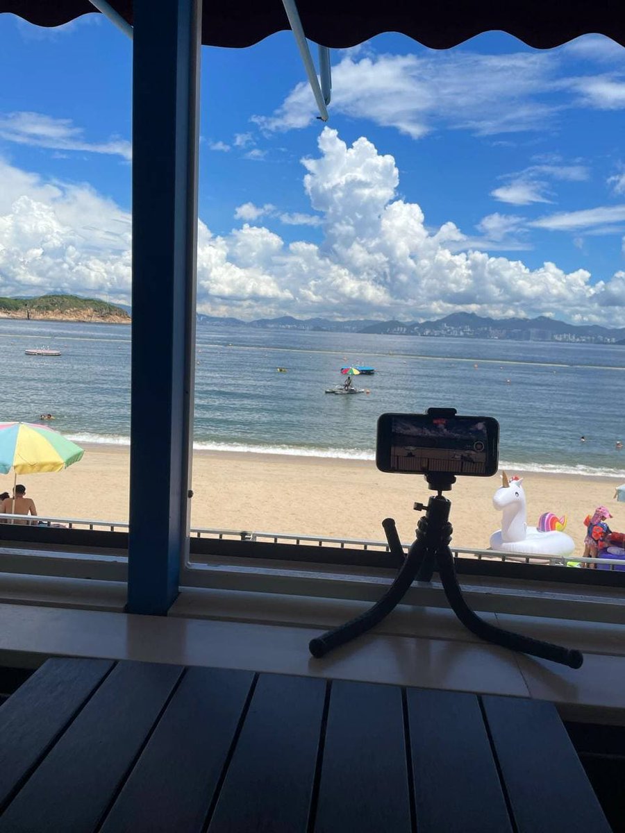 olderkkkk's tweet photo. The sea is blue, not to say beautiful and charming, but make people feel friendly and comfortable https://t.co/PGSVmP5irU