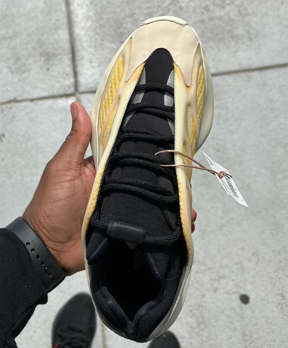 safflower yeezy release date