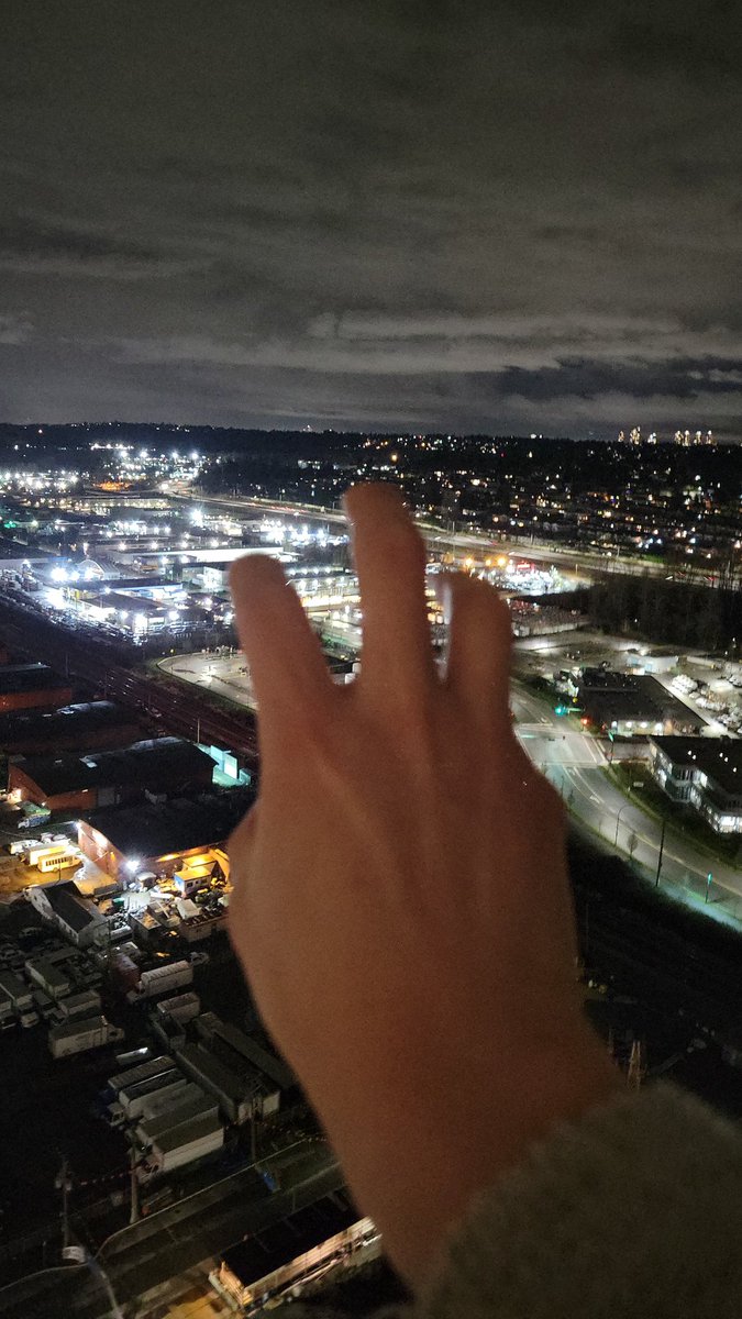 Joeyyy1271's tweet photo. Hi @anthro_traveler , I'm in Canada.
C.A.T. lovers to the mooooooooon!
#ANTHROCAT #NFT #LightUpEarth https://t.co/6T5lMx564w